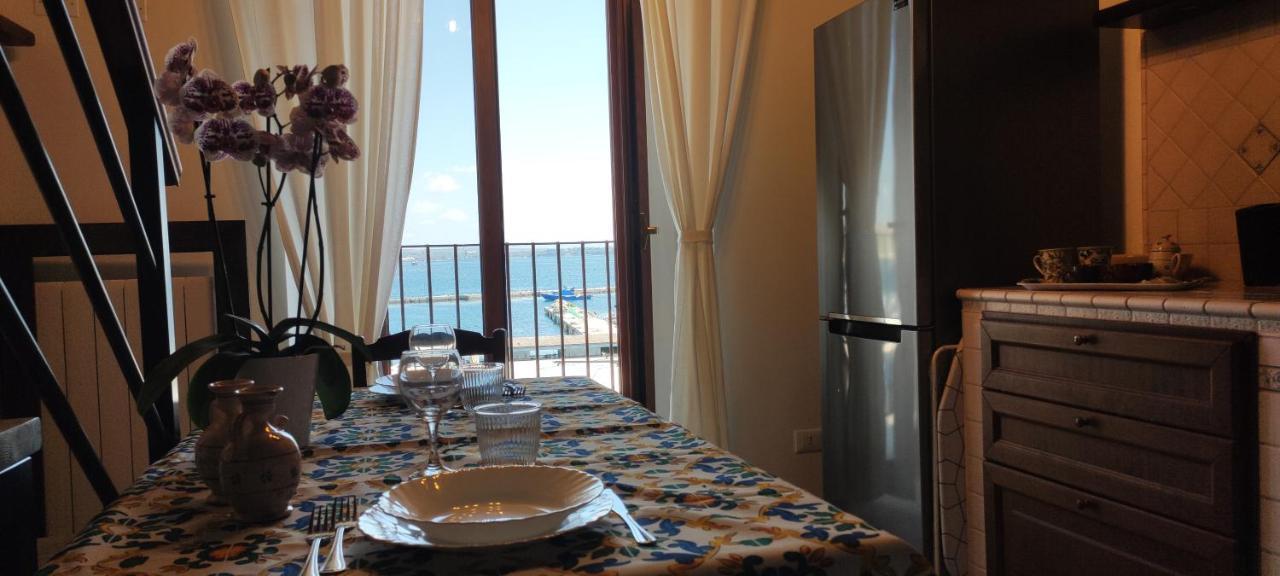 Appartamento Il Palazzino Taranto Esterno foto